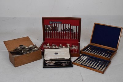 Lot 689 - Two cases of flatware, and loose plated ware