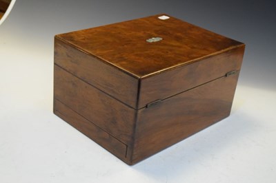 Lot 250 - Walnut and mother-of-pearl vanity/dressing table box