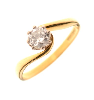 Lot 1 - Single stone diamond ring