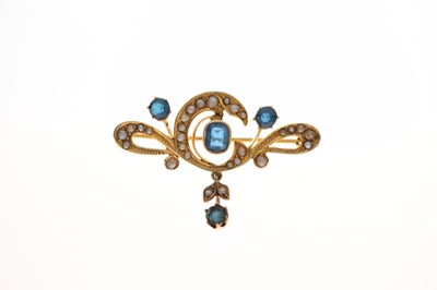 Lot 51 - Edwardian-style seed pearl and blue stone brooch, stamped '9ct'