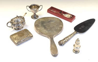 Lot 207 - Quantity of silver items