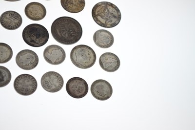 Lot 146 - Quantity of Victoria to George V silver and other GB coinage