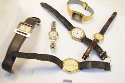 Lot 132 - Quantity of fashion watches