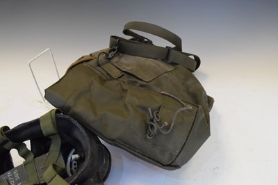 Lot 297 - S6 MKII British Army respirator (gas mask)