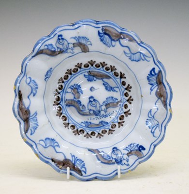 Lot 322 - Late 17th or early 18th Century Delft / Delftware buckle plate