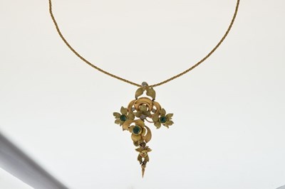 Lot 30 - Victorian emerald and diamond set pendant