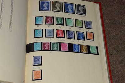 Lot 197 - Comprehensive collection of Great Britain postage stamps across three Windsor albums