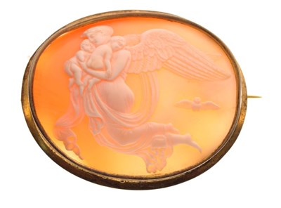 Lot 31 - Victorian shell cameo brooch depicting Hypnos