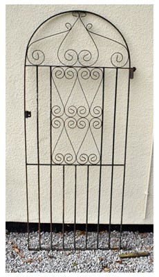 Lot 669 - Arched metal garden gate