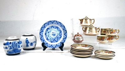 Lot 284 - Chinese blue and white plate, etc.