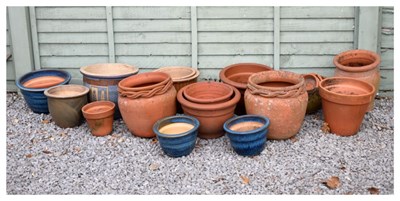 Lot 651 - Quantity of modern terracotta garden pots