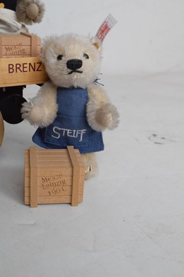 Lot 243 - Steiff  - 'Lieferwagen mit Teddybären' (Delivery Truck With Teddybears)