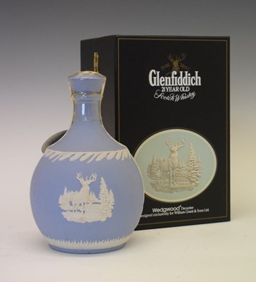 Lot 581 - Glenfiddich 21 years Old Single Speyside Malt Scotch Whisky, in a blue Wedgwood decanter