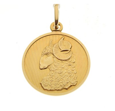 Lot 66 - Yellow metal zodiac medallion, depicting Aries, stamped '750'