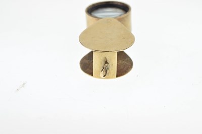 Lot 85 - 9ct gold jewellers loupe