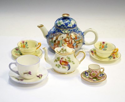 Lot 281 - Miniature tea wares