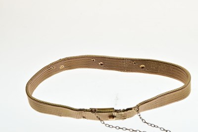 Lot 37 - Yellow metal (14K/585) gem-set flexible bracelet