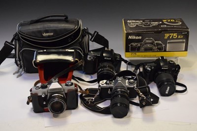 Lot 200 - Mixed quantity of cameras and lenses