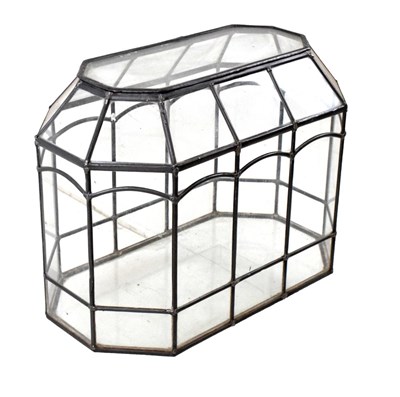 Lot 627 - Table top glass terrarium