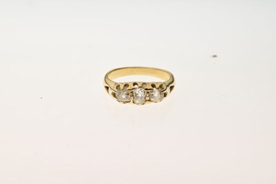 Lot 2 - Three stone diamond ring