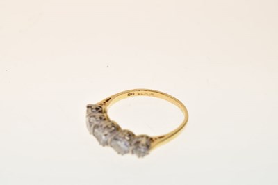 Lot 9 - Five stone diamond 18ct gold ring