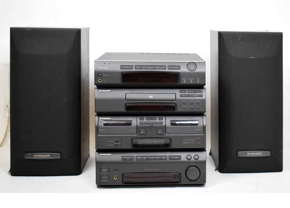 Lot 615 - Pioneer Sound System hi-fi and speakers with Pioneer SP-J420 Sound Field processor
