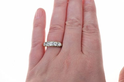 Lot 3 - Five stone diamond ring