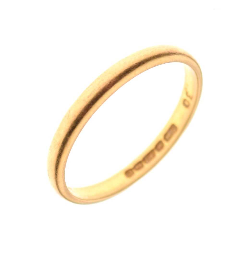 Lot 16 - 22ct gold wedding band, 2.4g approx