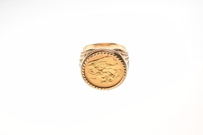 Lot 12 - Late Victorian gold sovereign 1901, in a 9ct gold ring mount