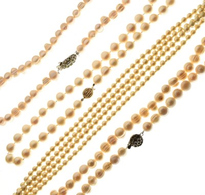 Lot 87 - Four assorted pearl necklaces