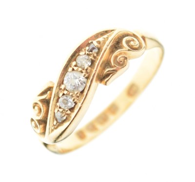 Lot 1 - Edwardian 18ct gold five-stone diamond ring