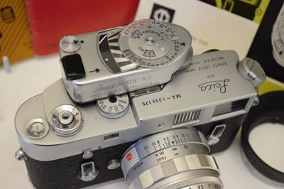 Lot 202 - Leica DBP Ernst Leitz Wetzlar M4 camera, No. 1233175, circa 1969
