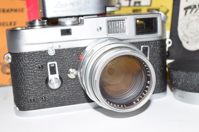 Lot 202 - Leica DBP Ernst Leitz Wetzlar M4 camera, No. 1233175, circa 1969