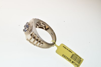 Lot 6 - White metal dress ring