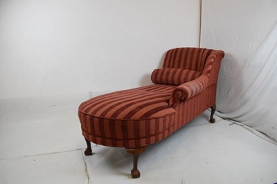 Lot 591 - Chaise longue upholstered in red striped fabric