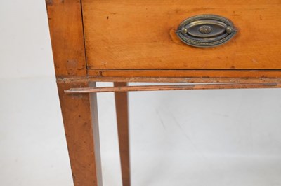 Lot 476 - Early 20th Century lady's satinwood 'bonheur du jour' writing desk