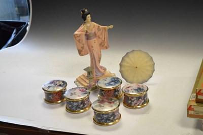 Lot 294 - Franklin Mint porcelain figure modelled as Yoshiko, designed by Manabu Saito, boxed