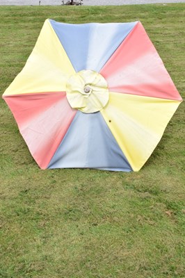 Lot 658 - Childs picnic table with sun parasol