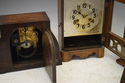 Lot 369 - Five mid-20th Century mantel clocks