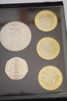 Lot 110 - Royal Mint 2009 proof coin set to include Kew Garden 50p