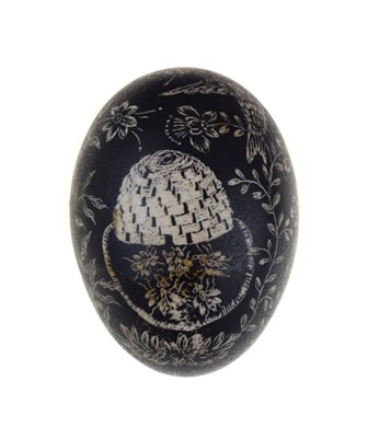 Lot 178 - Unusual dated 19th Century scrimshaw-decorated Folk Art egg
