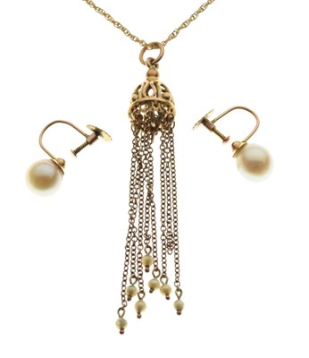 Lot 44 - Unmarked yellow metal and seed pearl pendant. a 9ct gold chain and a pair of cultured pearl earrings