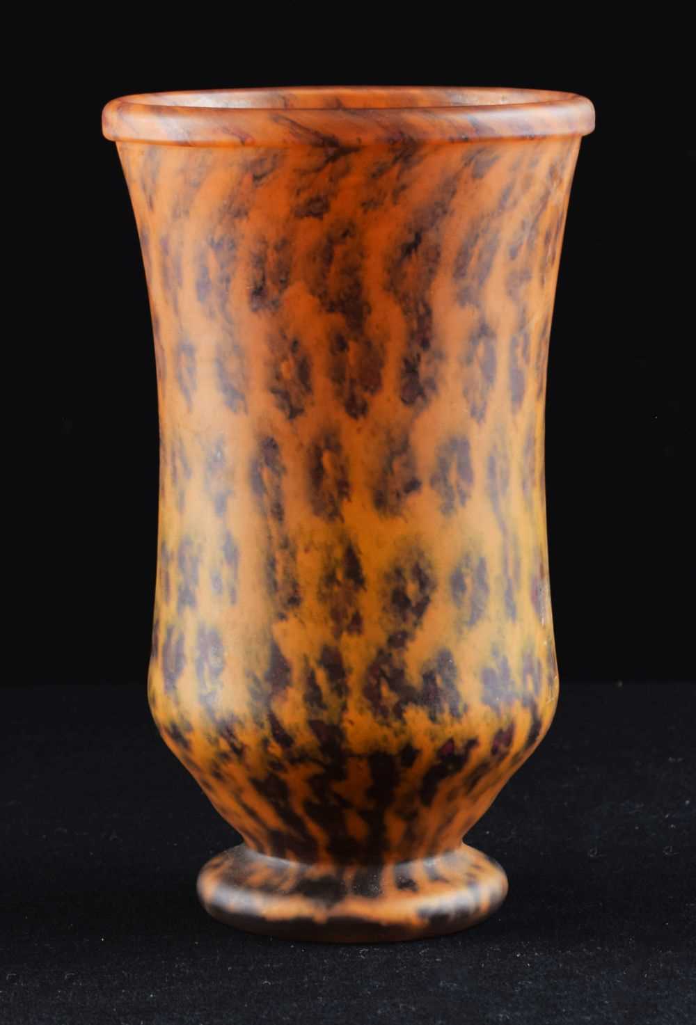 Lot 290 - Daum, Nancy glass vase