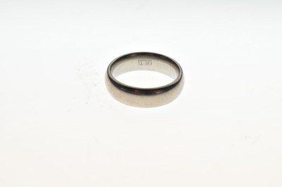 Lot 24 - Titanium 7mm wedding ring