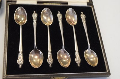 Lot 147 - Cased set of Edward VII silver teaspoons , together with a cased set of silver Apostle teaspoons