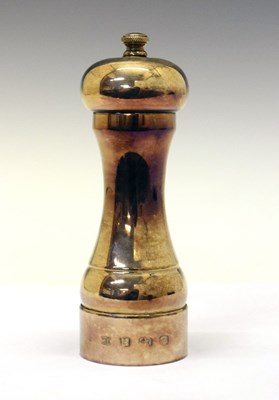 Lot 200 - Elizabeth II silver pepper mill