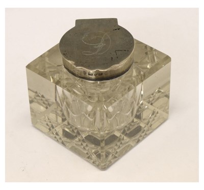 Lot 193 - Edward VII silver-mounted glass inkwell