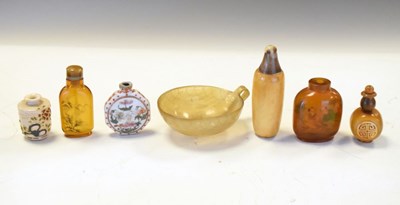 Lot 384 - Group of assorted snuff and scent bottles etc