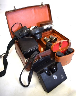 Lot 274 - Quantity of Cameras and Binoculars