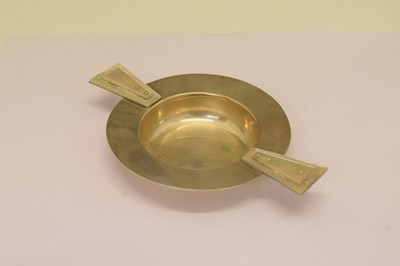 Lot 189 - George V silver quaich with mother of pearl decorated handles